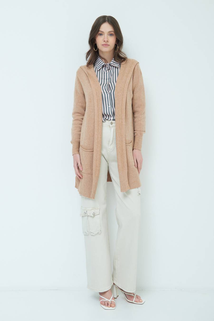 Kikisix CARDIGAN CON DUE TASCHE CAMMELLO Moda