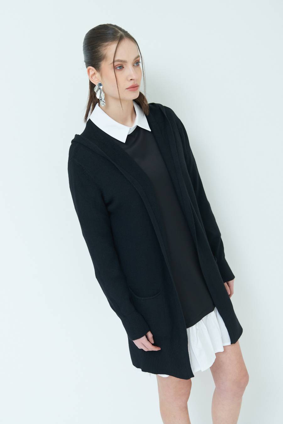 Kikisix CARDIGAN CON DUE TASCHE NERO Spedizione gratuita