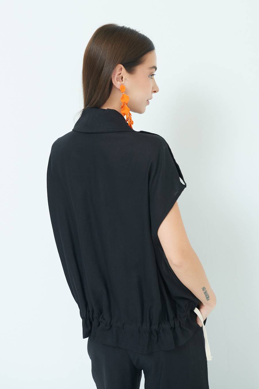 Kikisix GIACCA CAMICIA CON TASCHE VISCOSA LINO NERO Vendita calda