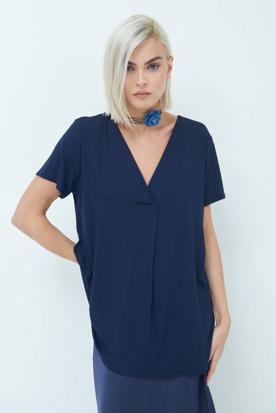 Kikisix MAGLIA VISCOSA MANICA CORTA BLU Offerte stagionali