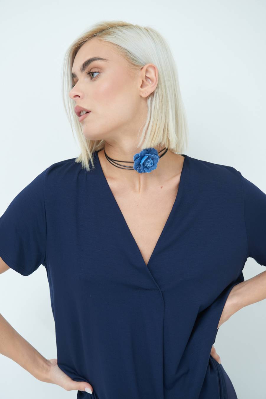 Kikisix MAGLIA VISCOSA MANICA CORTA BLU Offerte stagionali