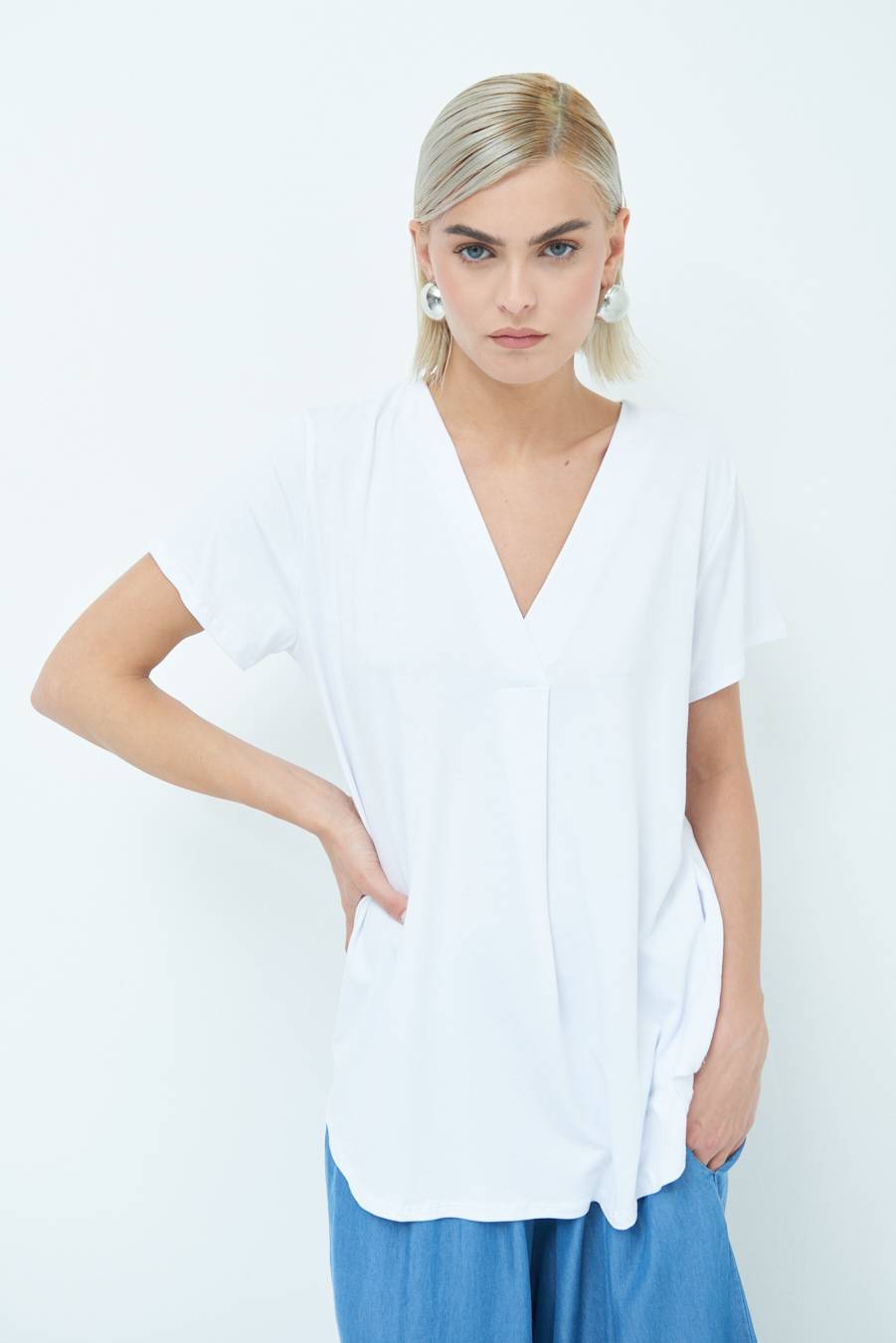 Kikisix MAGLIA VISCOSA MANICA CORTA BIANCO Comprane uno, ottenene uno gratis