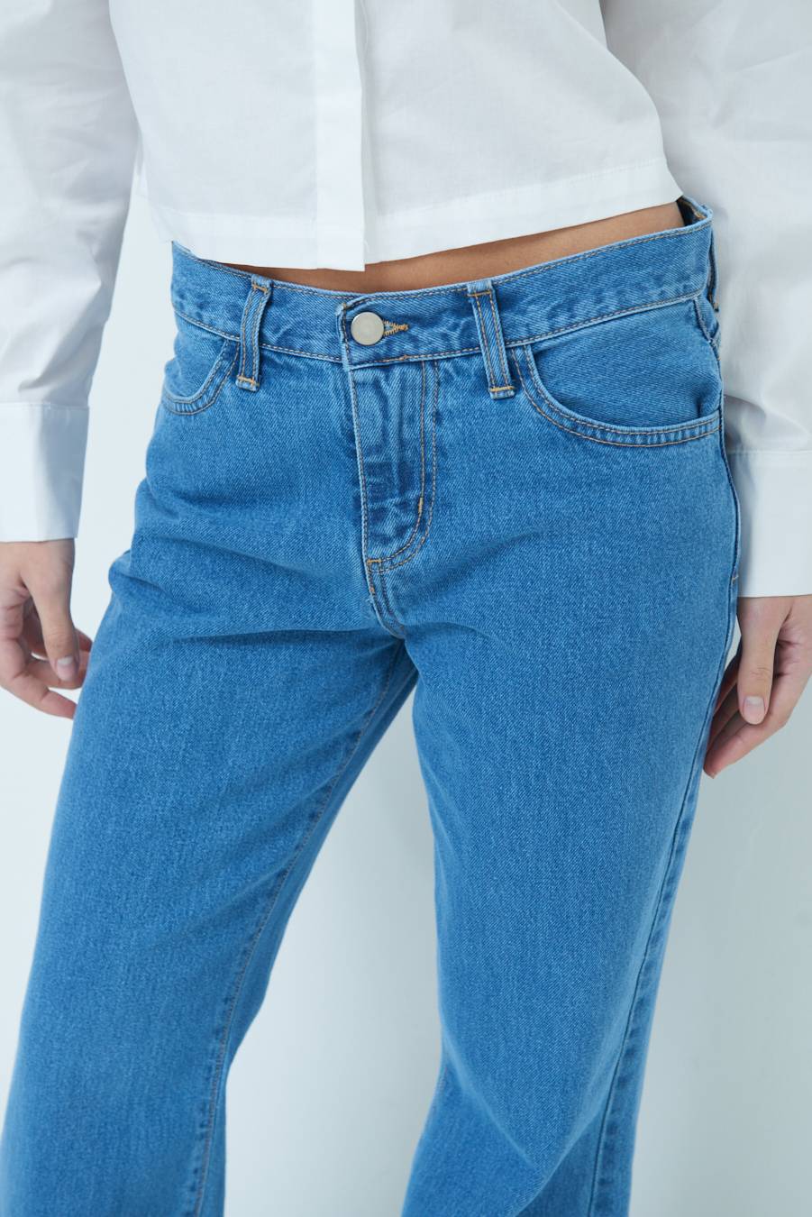 Kikisix PANTALONE ZAMPA CON RIBALTA DOPPIO STONE JEANS Offerta