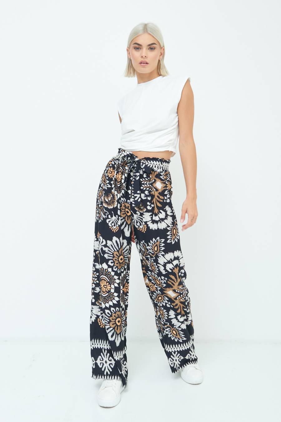 Kikisix PANTA PALAZZO CON CINTURA STAMPA BALZA NERO Offerta San Valentino