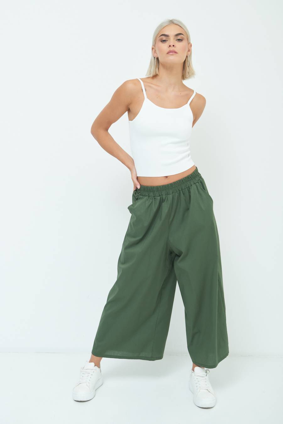 Kikisix PANTALONE CROP ELASTICO UNITO VERDE MILITARE Offerte esclusive
