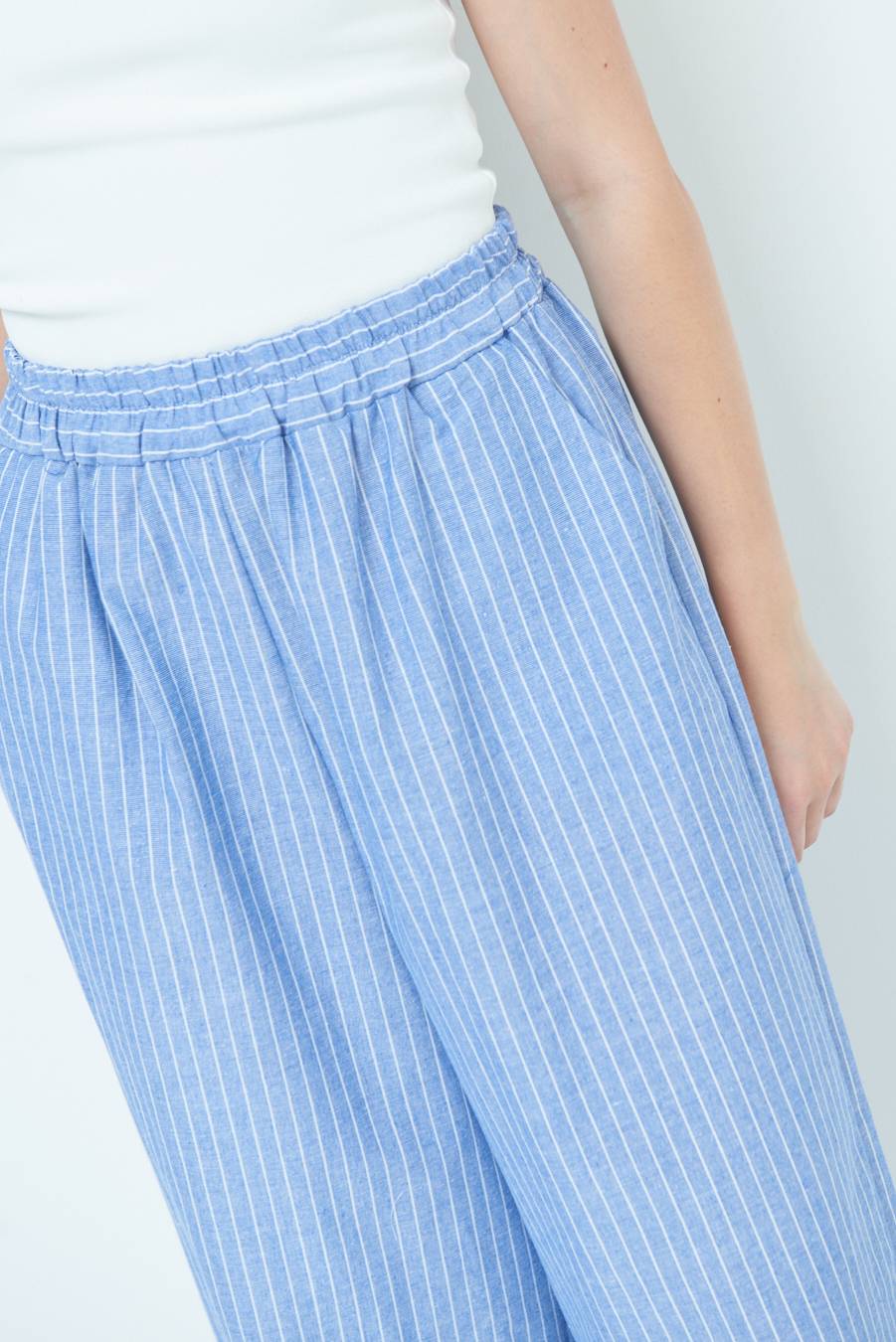 Kikisix PANTALONE CROP ELASTICO RIGHE BLU Comprane uno, ottenene uno gratis