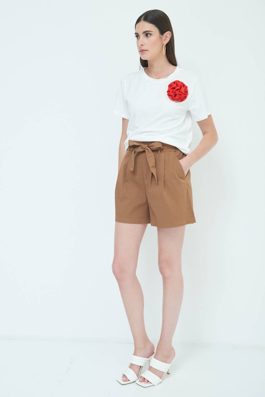 Kikisix SHORT CON CINTURA FASCIA TABACCO Solo un giorno rimasto