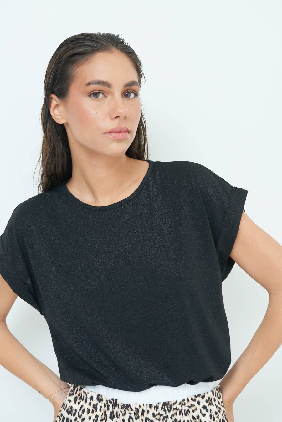 Kikisix T-SHIRT OVER CON RISVOLTO LUREX NERO Italia