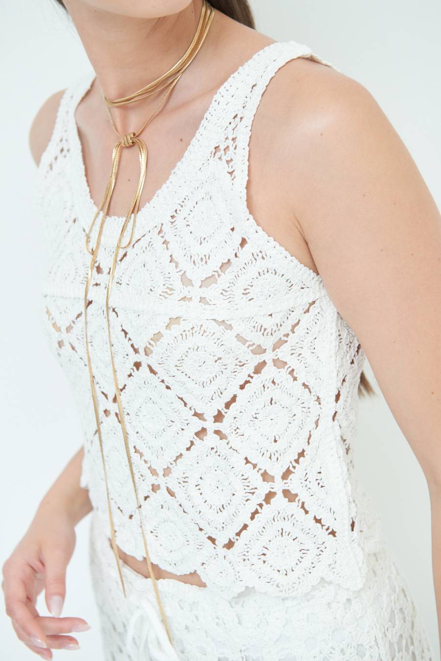 Kikisix TOP CROP MACRAME ROMBI BIANCO Vendita Calda