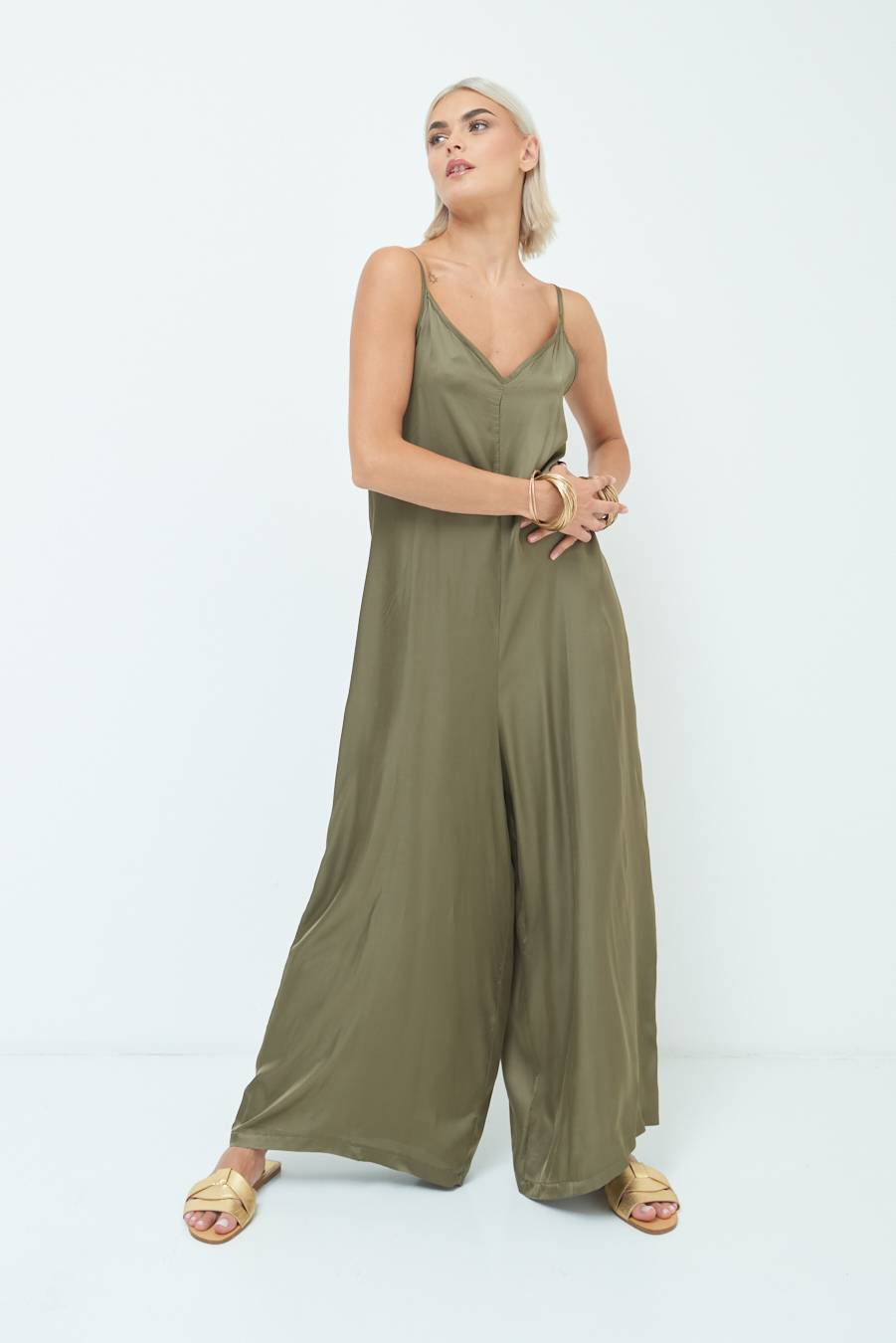 Kikisix TUTA PALAZZO RASO VERDEMILITARE Flash Sale