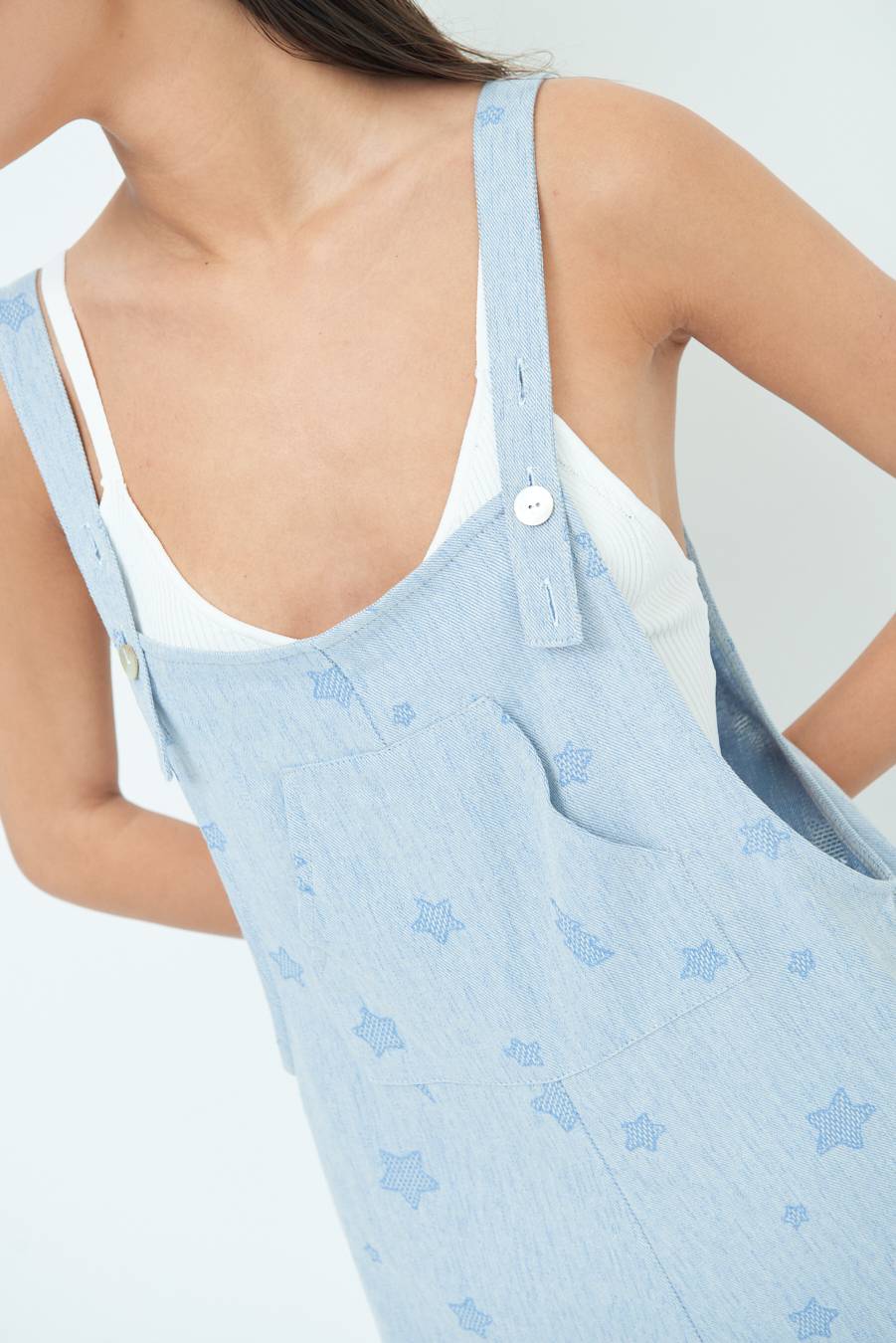 Kikisix SALOPETTE BERMUDA CON STELLE E FULMINI BLU CHIARO Cyber Monday