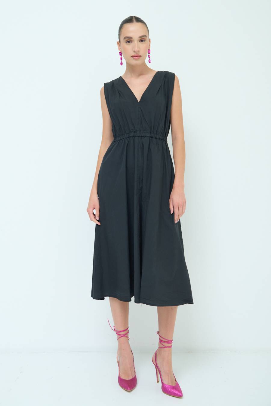 Kikisix ABITO MIDI CON ELASTICO NERO Offerta Anniversario