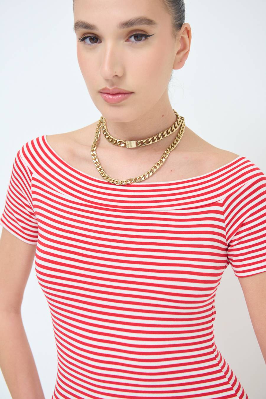 Kikisix ABITO SCOLLO SHIFFER ROSSO Bestseller