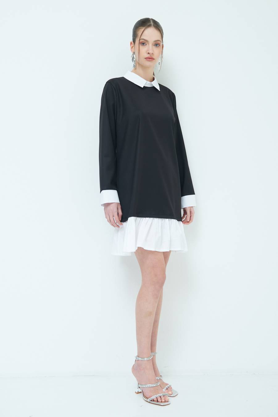 Kikisix ABITO FINTA CAMICIA BIANCO/NERO 2025