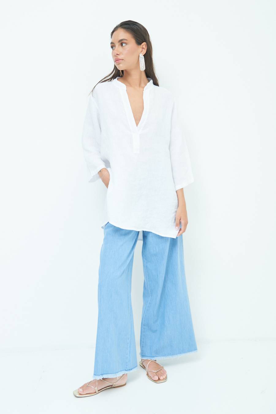 Kikisix CAMICIA COLLO COREANA OVERSIZE CON SPACCHI BIANCO Negozi Online