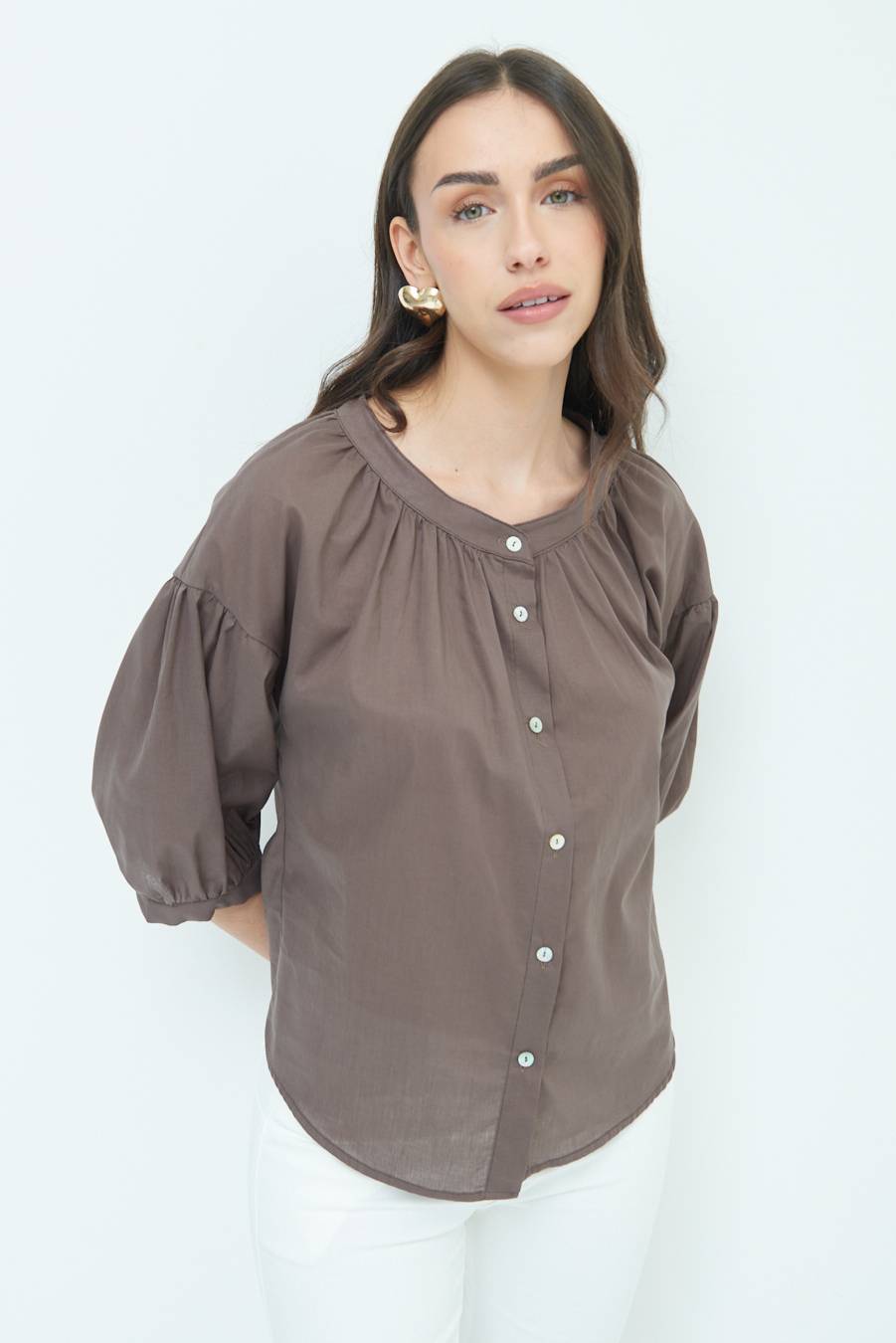 Kikisix CAMICIA SCOLLO INCRESPATO COTONE COFFEE Offerta