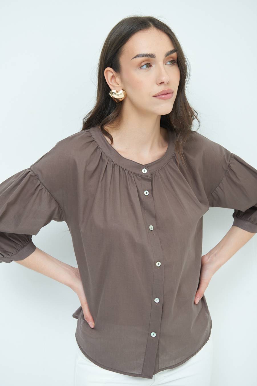 Kikisix CAMICIA SCOLLO INCRESPATO COTONE COFFEE Offerta