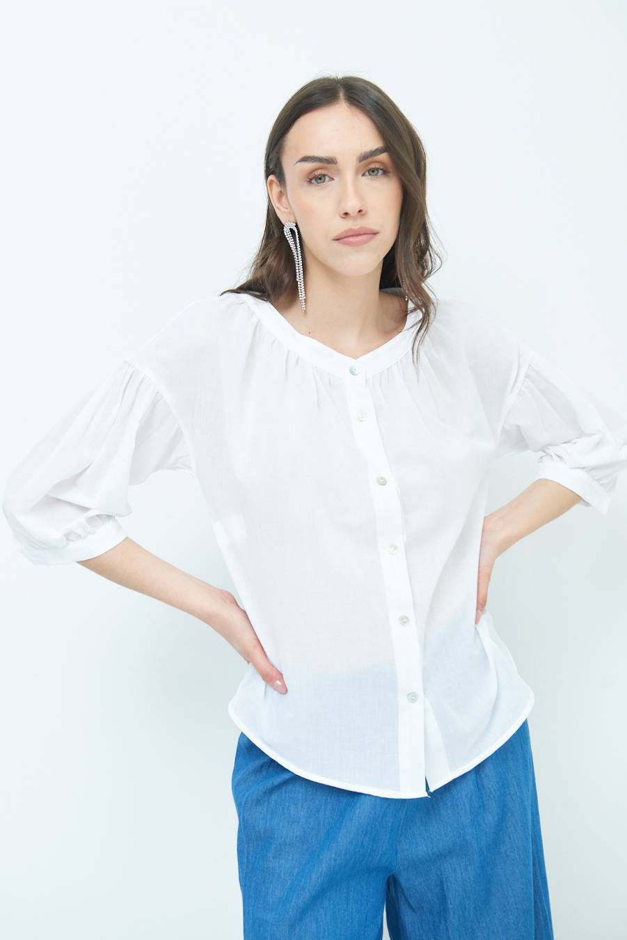 Kikisix CAMICIA SCOLLO INCRESPATO COTONE BIANCO Outlet