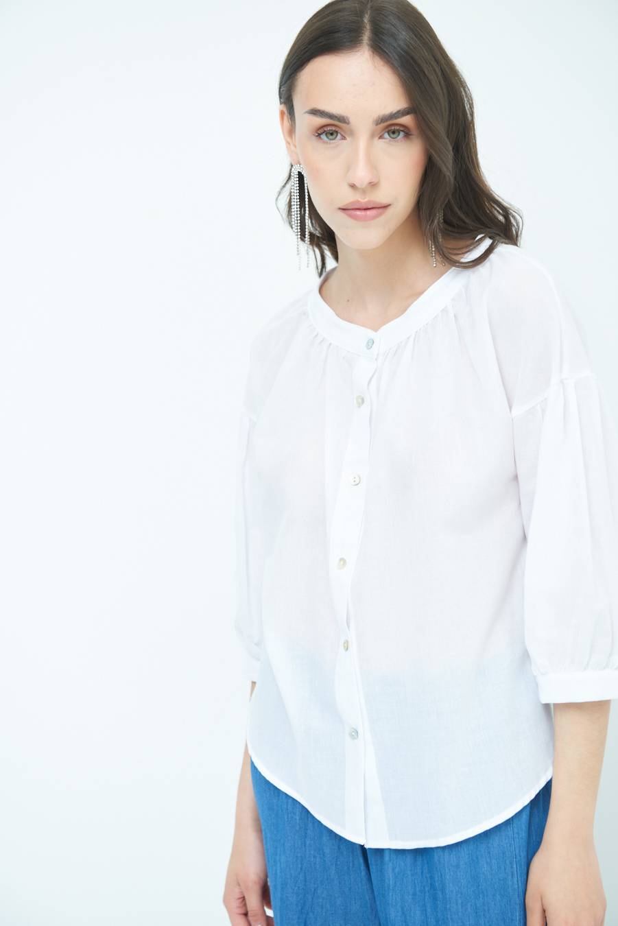 Kikisix CAMICIA SCOLLO INCRESPATO COTONE BIANCO Outlet