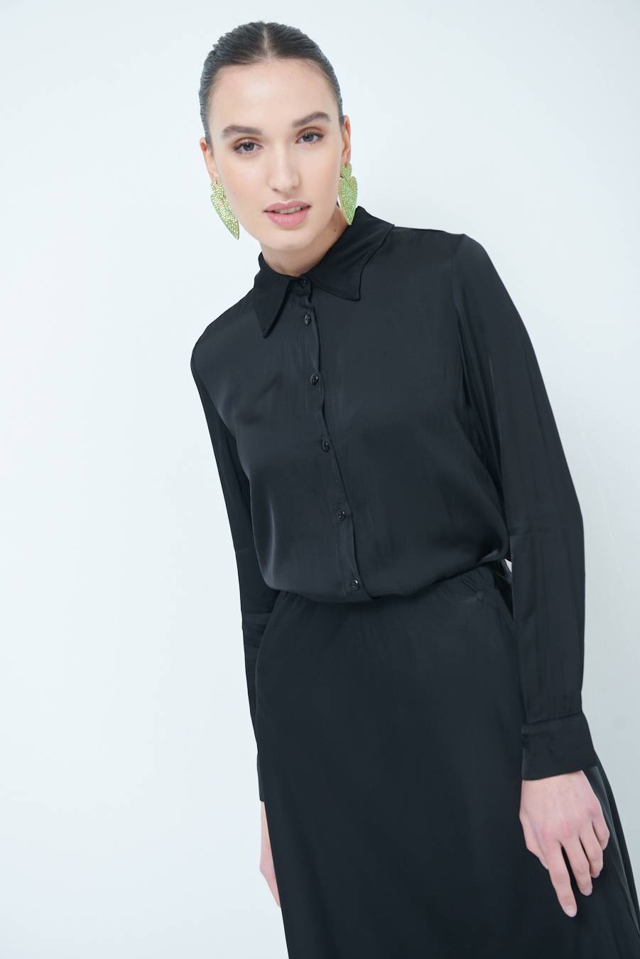 Kikisix CAMICIA RASO VISCOSA NERO Vendita Calda