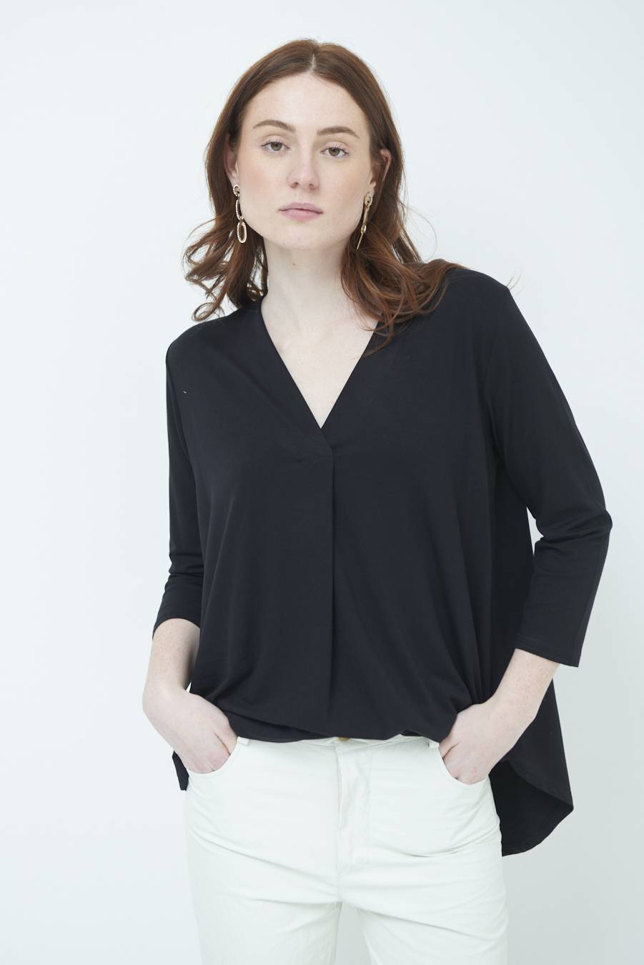 Kikisix MAGLIA V PIEG. DAVANTI NERO Offerta Pasqua