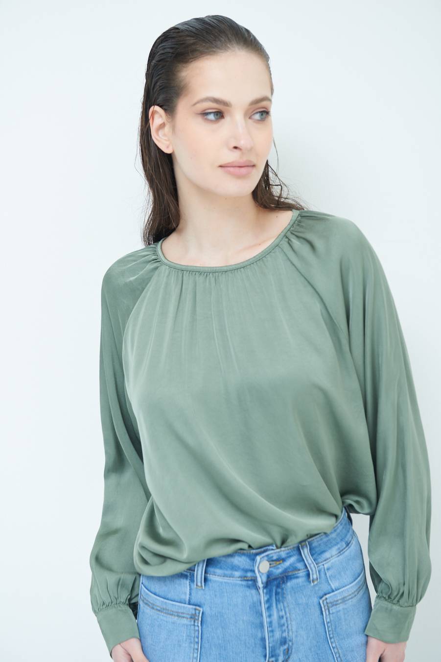 Kikisix CASACCA RASO VISCOSA INCRESPATA COLLO MILITARE Offerta temporanea
