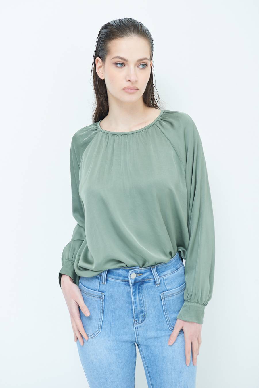 Kikisix CASACCA RASO VISCOSA INCRESPATA COLLO MILITARE Offerta temporanea