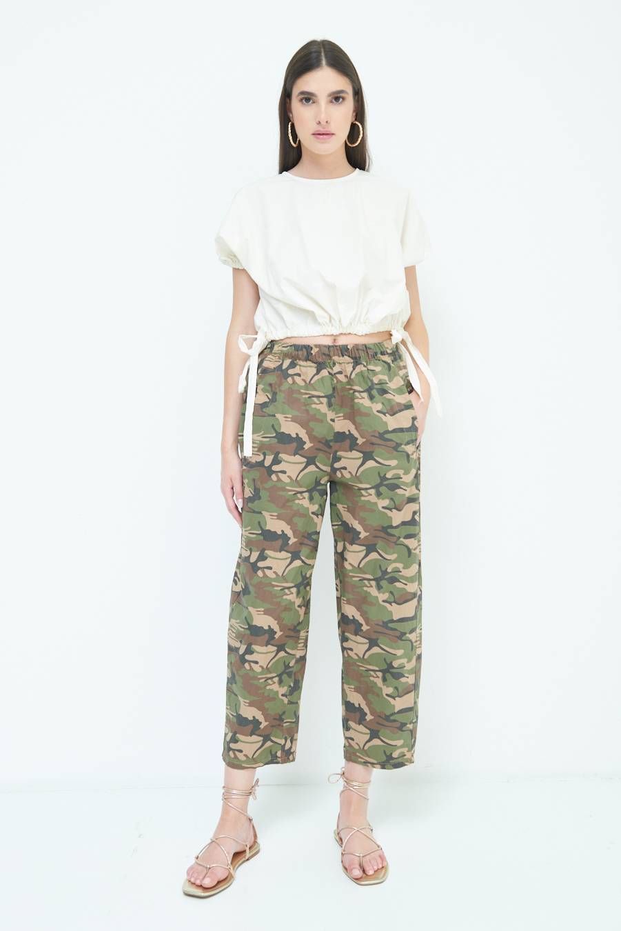 Kikisix PANTALONE MIMETICO STAMPA CON ELASTICO VERDE MILITARE In Linea
