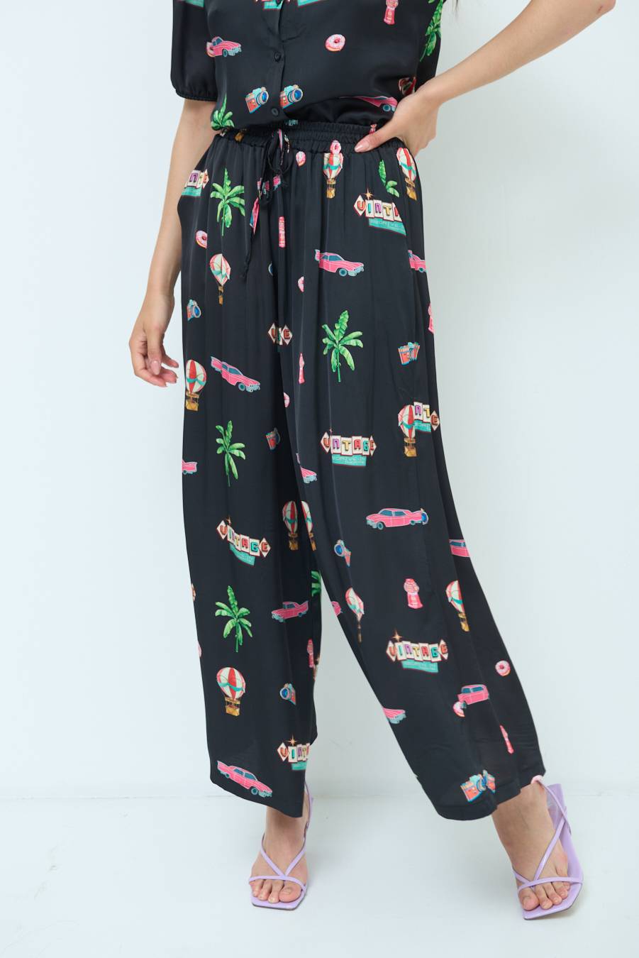 Kikisix PANTALONE PALAZZO NERO Qualità Garantita