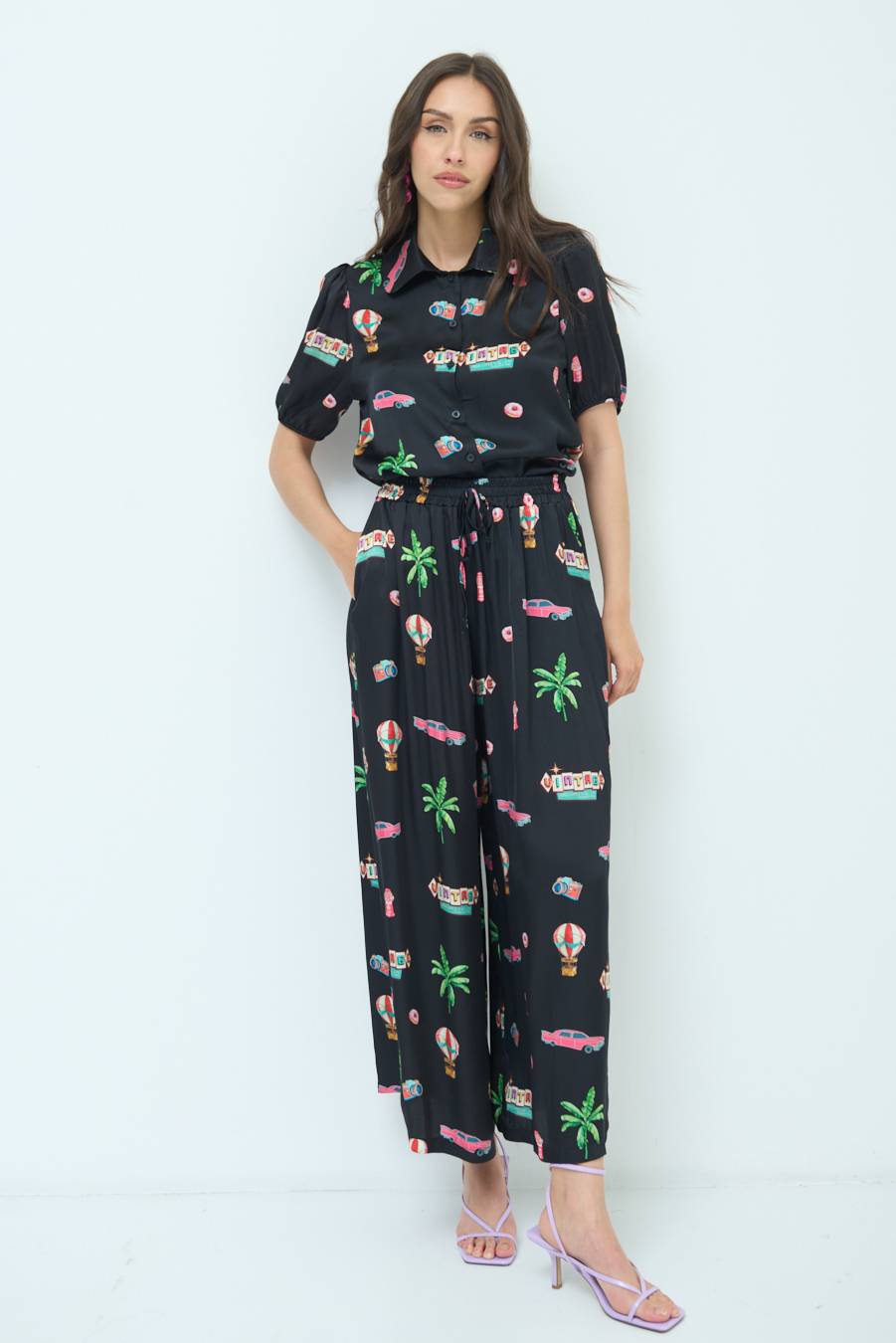 Kikisix PANTALONE PALAZZO NERO Qualità Garantita
