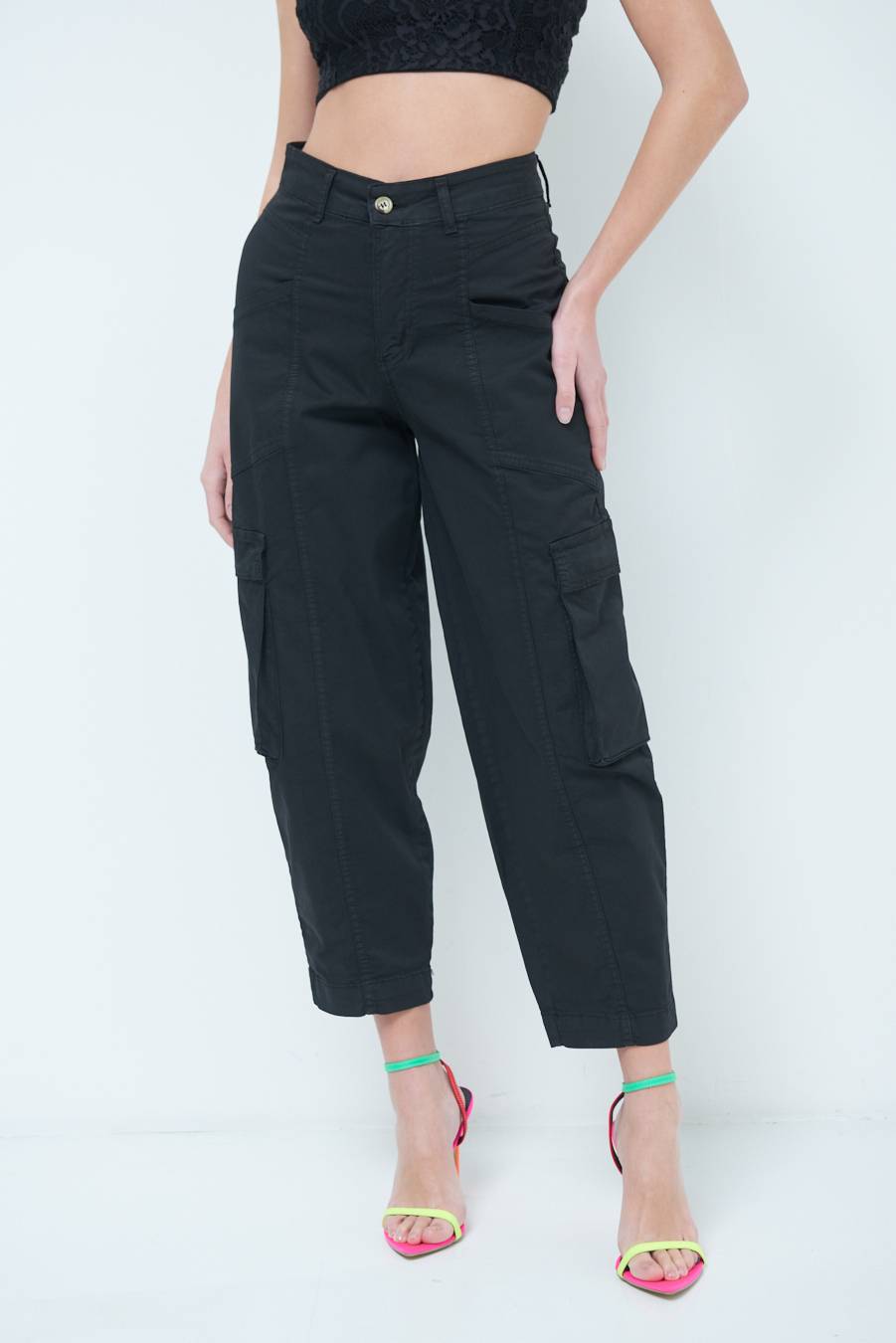 Kikisix PANTALONE TASCONI NERO Nuova