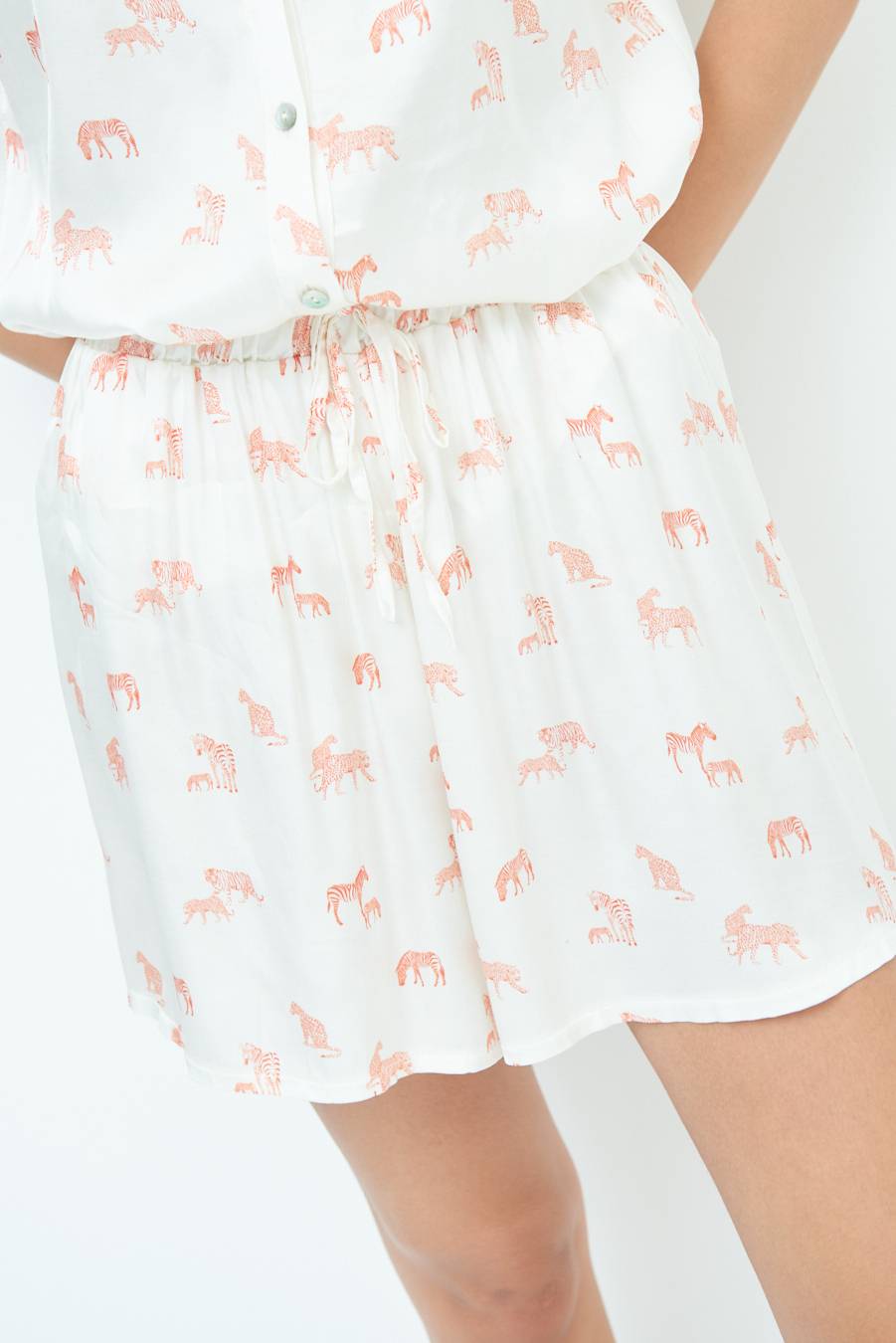 Kikisix SHORTS CON ELASTICO STAMPA ARANCIO Vendita calda