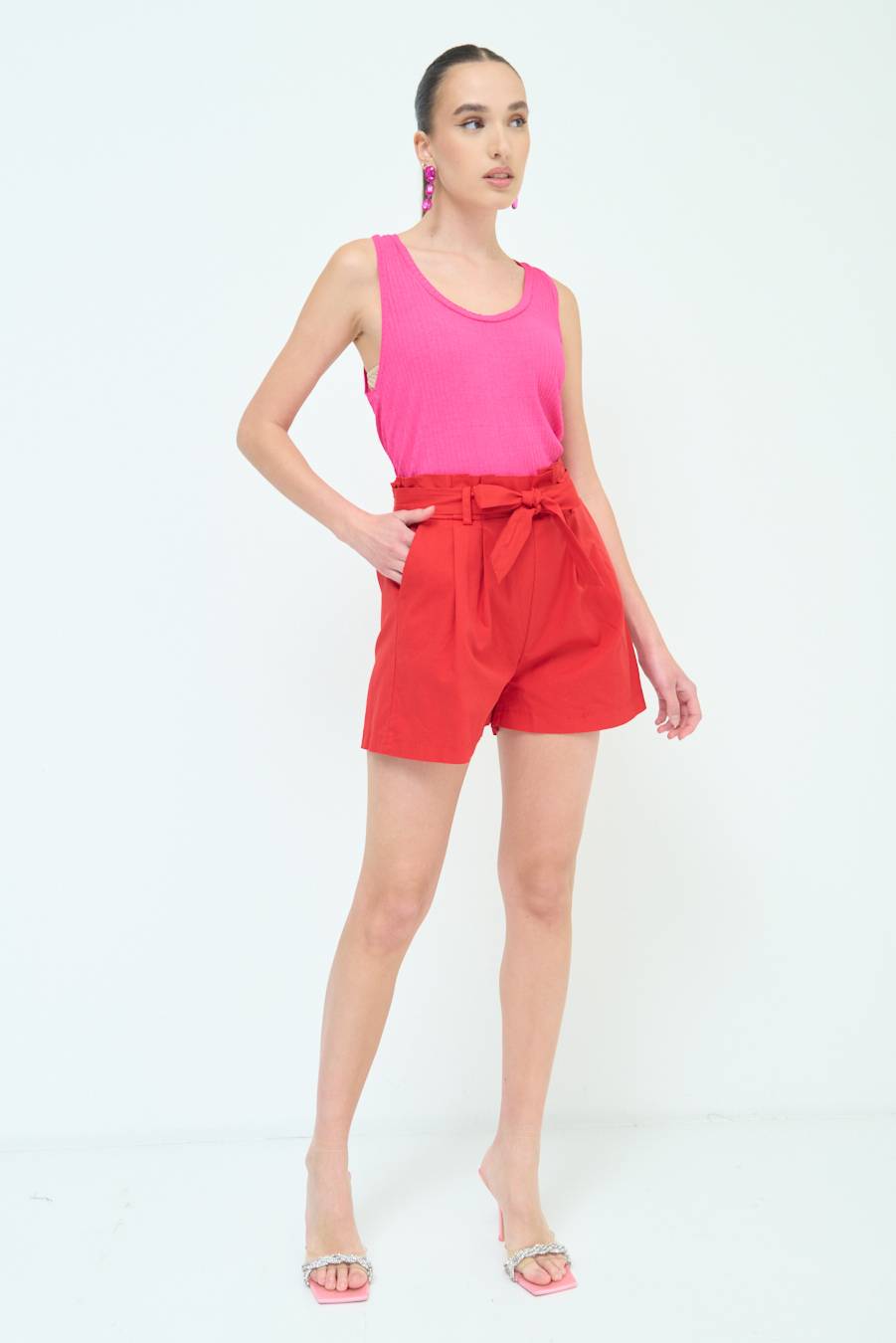 Kikisix SHORT CON CINTURA FASCIA ROSSO Offerta migliore