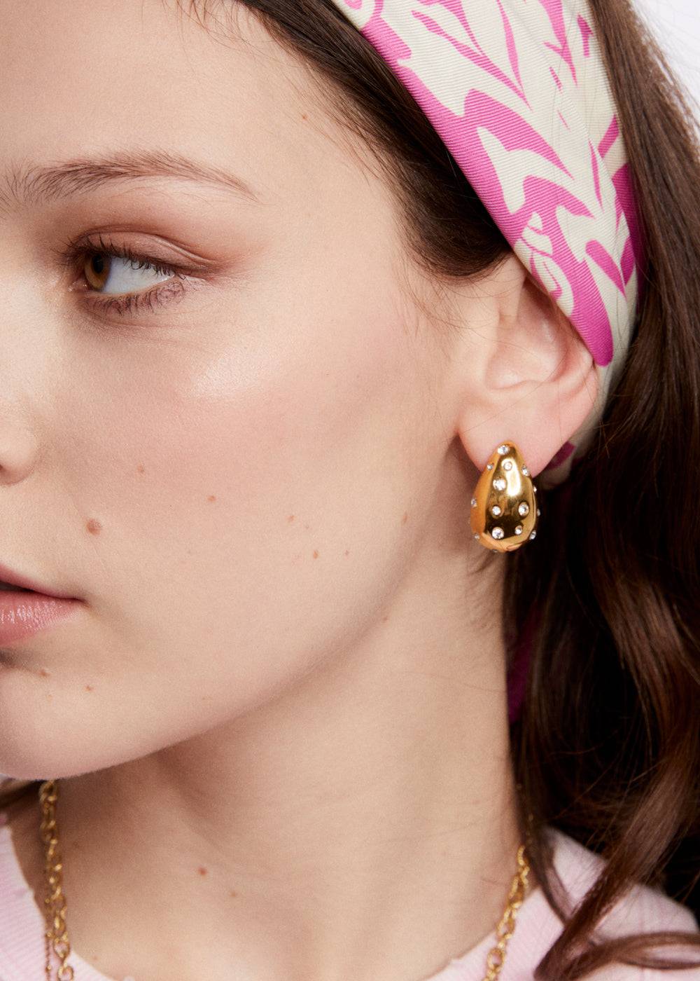 Nalí LEXY EARRINGS W/ CLEAR STONES 14KT G.P. + COLORS Offerte stagionali