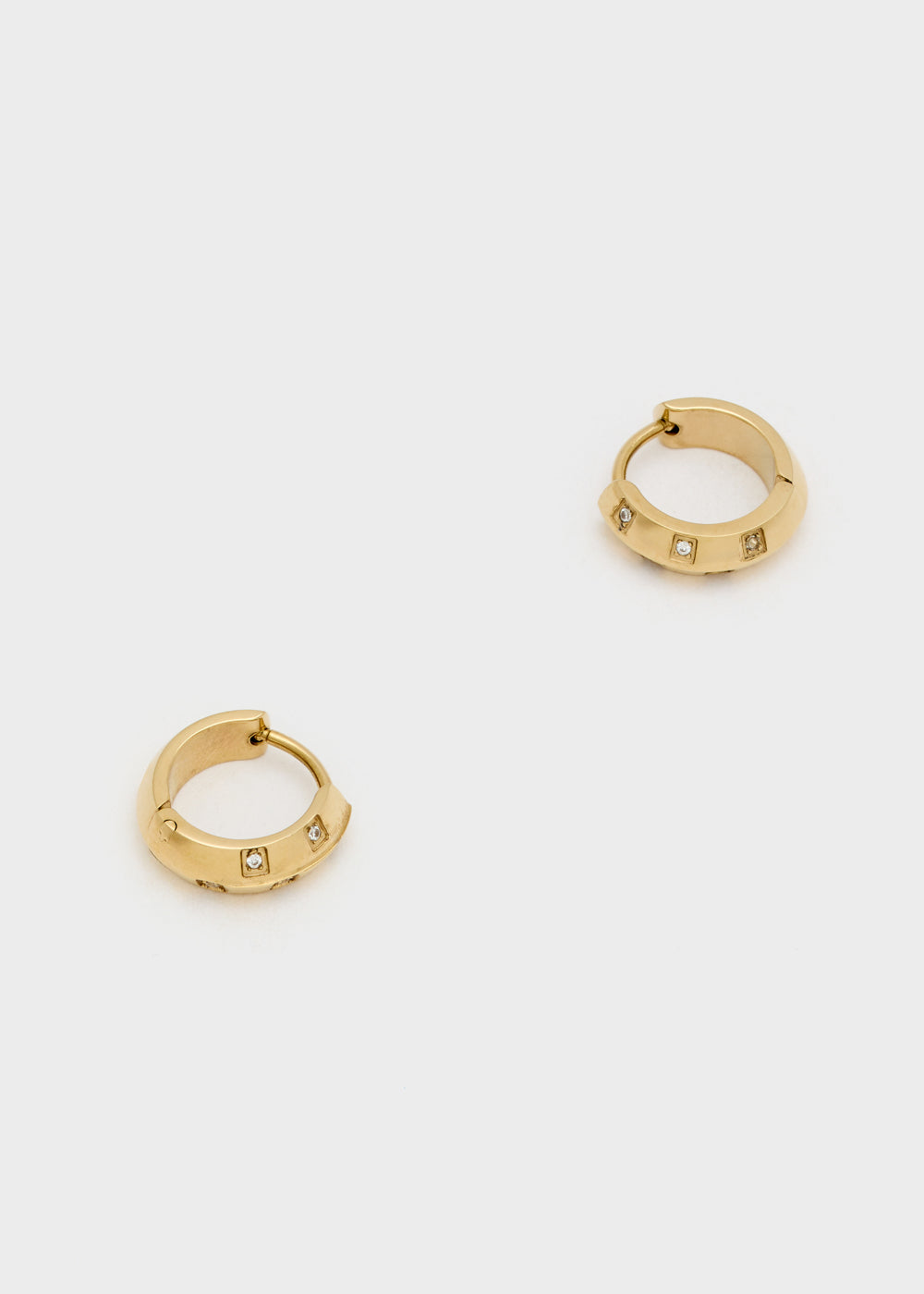 Nalí 14KT GOLD PLA. S. STEEL HOOP EARRINGS W/ STONES Vendita