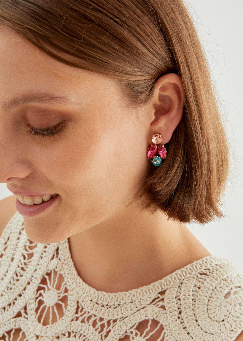 Nalí CYNTHIA LOBE EARRINGS W/ STONES + COLORS Sostegno trimestrale