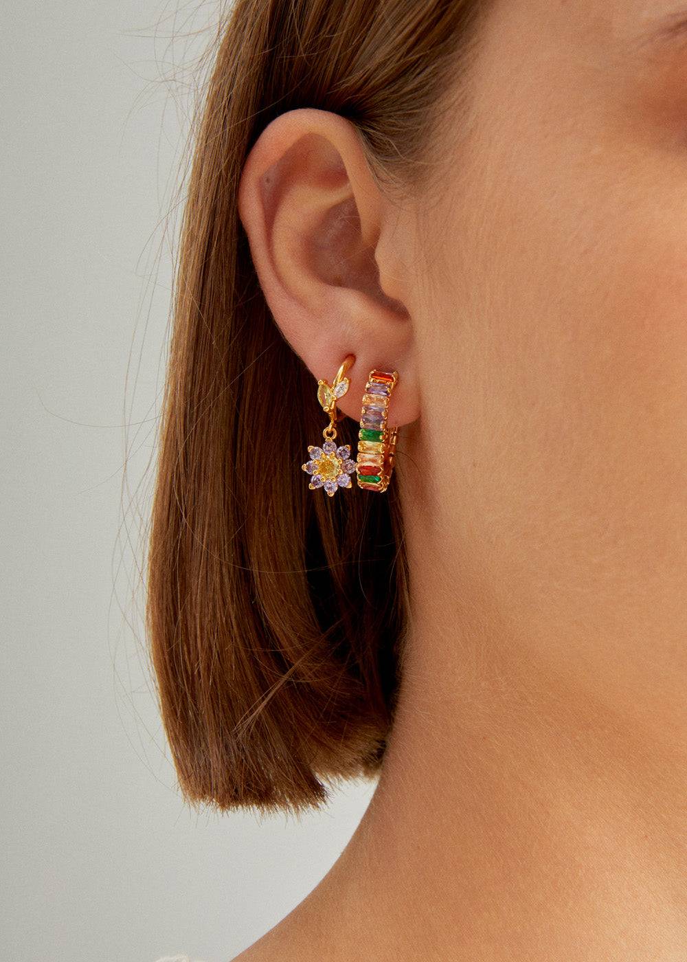 Nalí CELIA HOOP EARRINGS W/ FLOWER + COLORS Vendita Economica