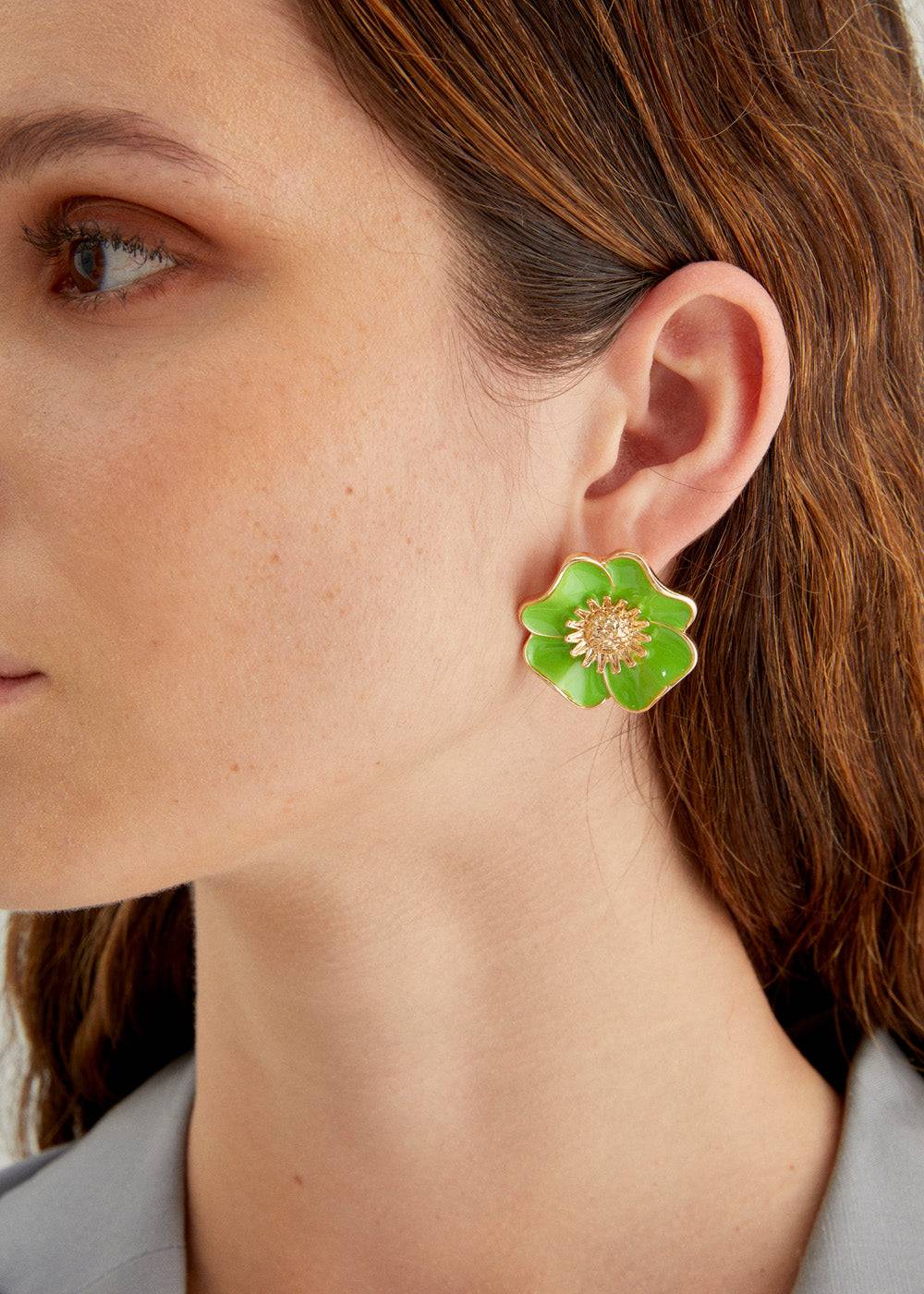 Nalí FLOWER LOBE ENAMEL EARRINGS + COLORS 2025