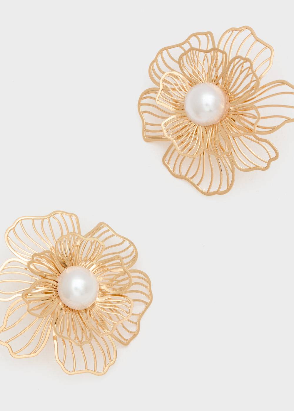 Nalí FLOWER EARRINGS IN GOLD W/ PEARL 50% di sconto per tempo limitato