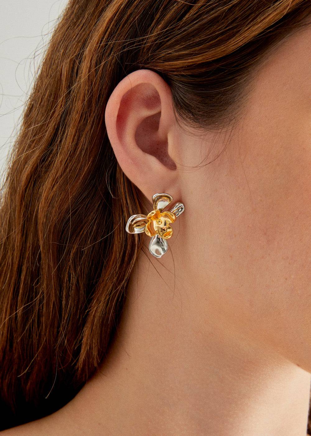Nalí LOBE FLOWER EARRINGS GOLD+SILVER Grandi sconti