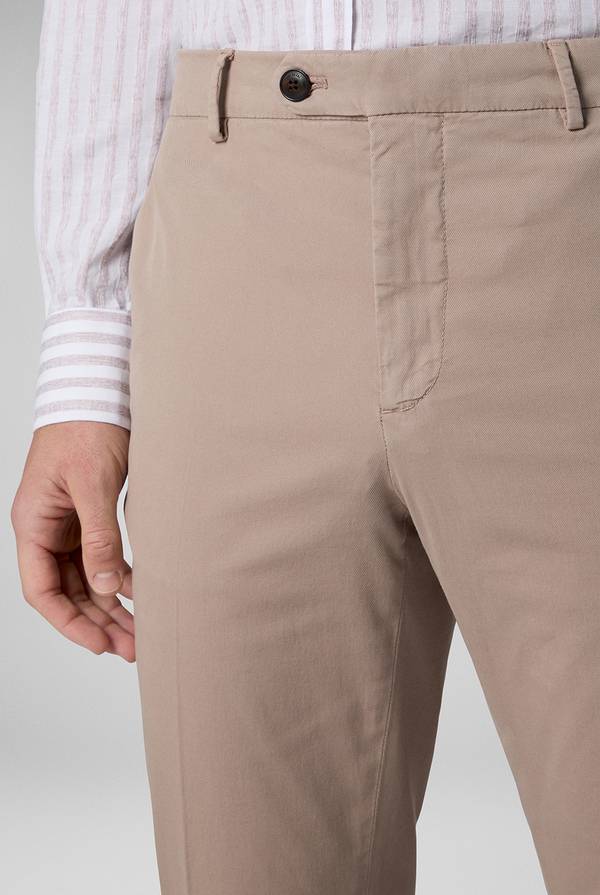 Lab. Pal Zileri Chino in cotone stretch In Linea