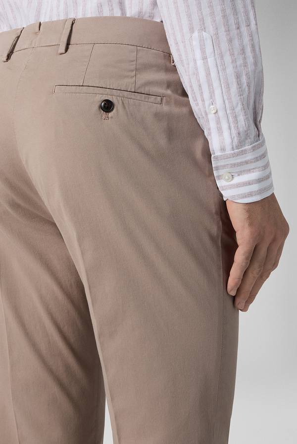 Lab. Pal Zileri Chino in cotone stretch In Linea