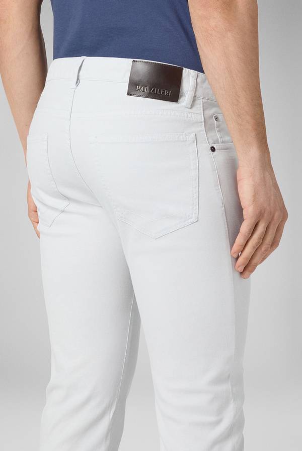 Lab. Pal Zileri Pantalone 5 tasche in cotone stretch tinto in capo Acquista Ora