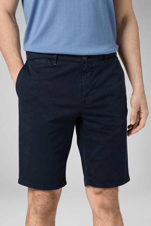 Lab. Pal Zileri Bermuda tinto in capo Moda