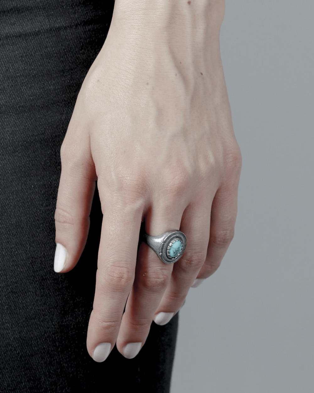 Nove25 ANELLO CHEVALIER SCUDO OVALE TURCHESE Moda