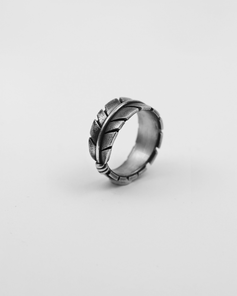 Nove25 ANELLO FASCIA PENNA AQUILA NATIVE Vendita
