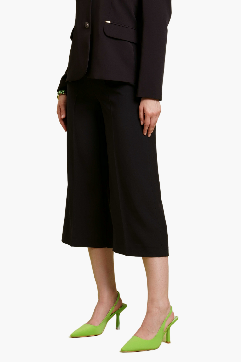 Nualy PANTALONE ZUAVA Fino Al -60%