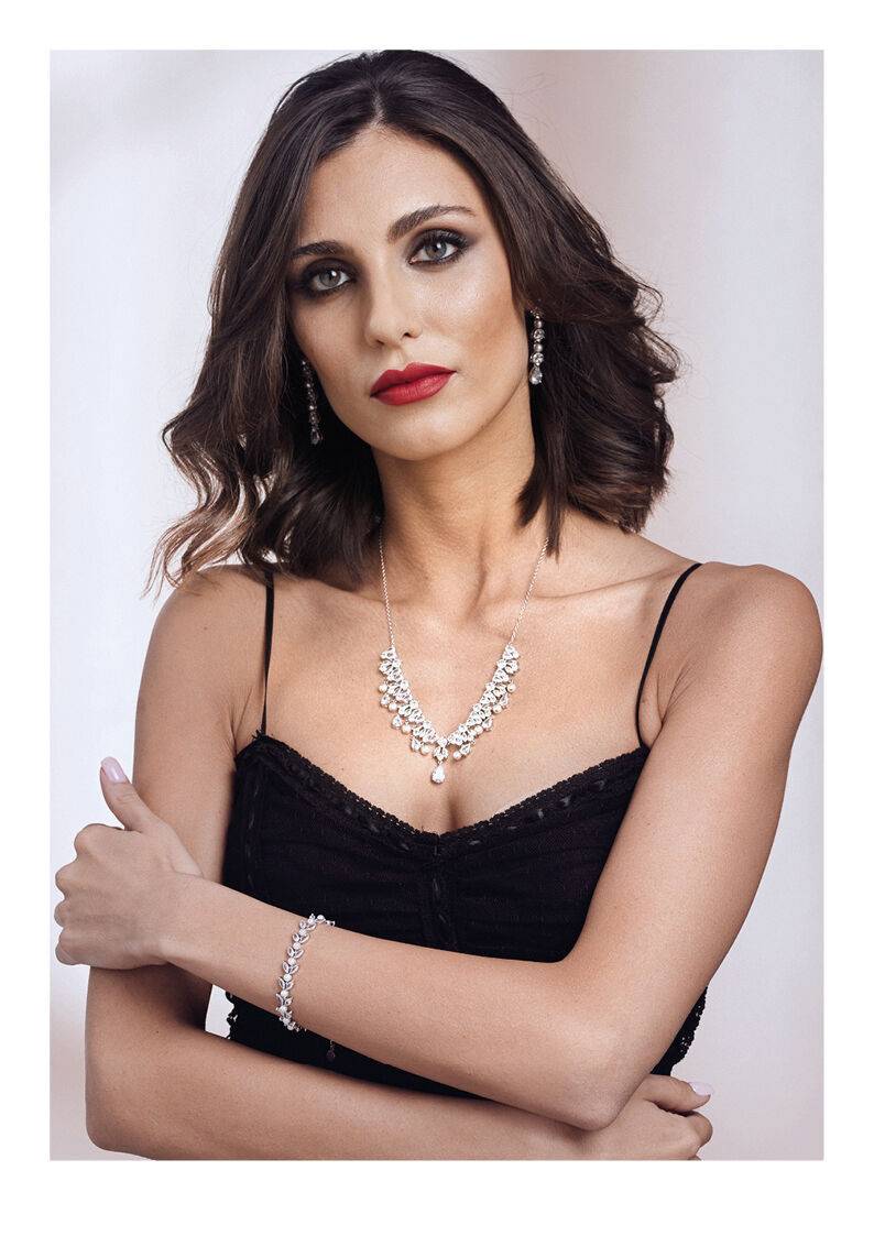 Ottaviani Orecchini rodiati con cubic zirconia e perle Offerta