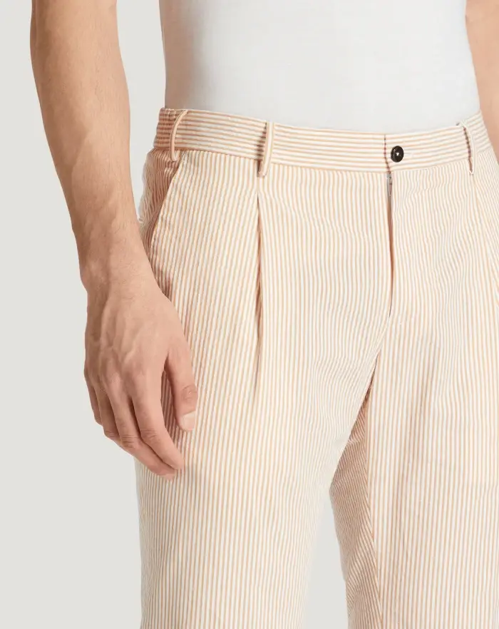 Pantaloni Torino Pantaloni Slim in cotone seersucker a righe 2025