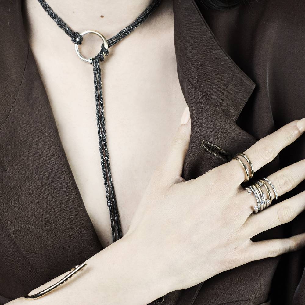 Paola Grande Gioielli NEON Collana/choker 'Neon' con anello e pietre Prezzo Ridotto